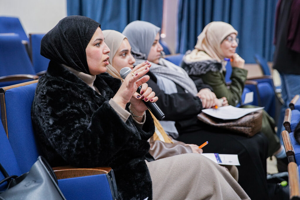 Students Asks Questions at the Words Shape Worlds Training